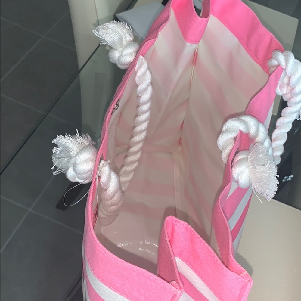 Vicky Bag! ๐๐ค๐๐ - Picture 3 of 6